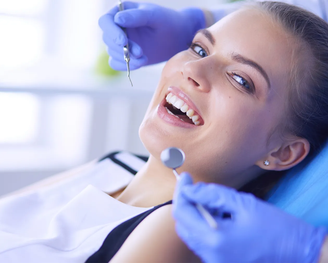 MEET THE DENTIST